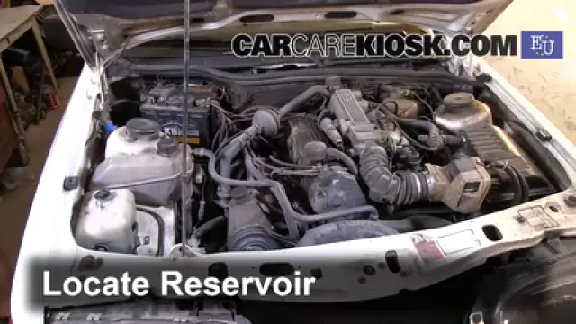 1994 Ford Scorpio GL 2.0L 4 Cyl. Liquide essuie-glace Ajouter du liquide